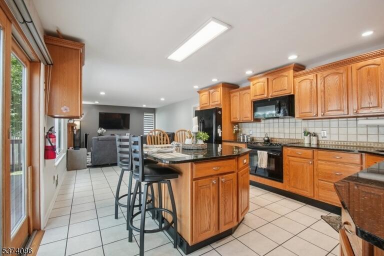 Property listing MLS 4046776 photo 10