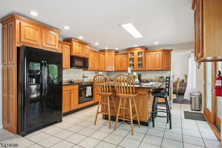 Property listing MLS 4046776 photo 11