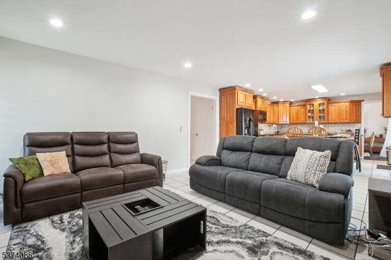 Property listing MLS 4046776 photo 14