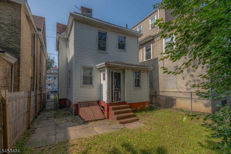 Property listing MLS 4046800 photo 16