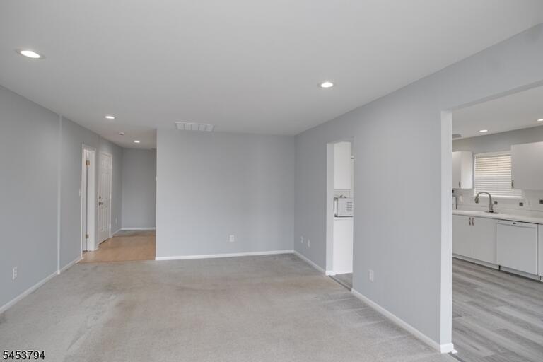 Property listing MLS 4046823 photo 15