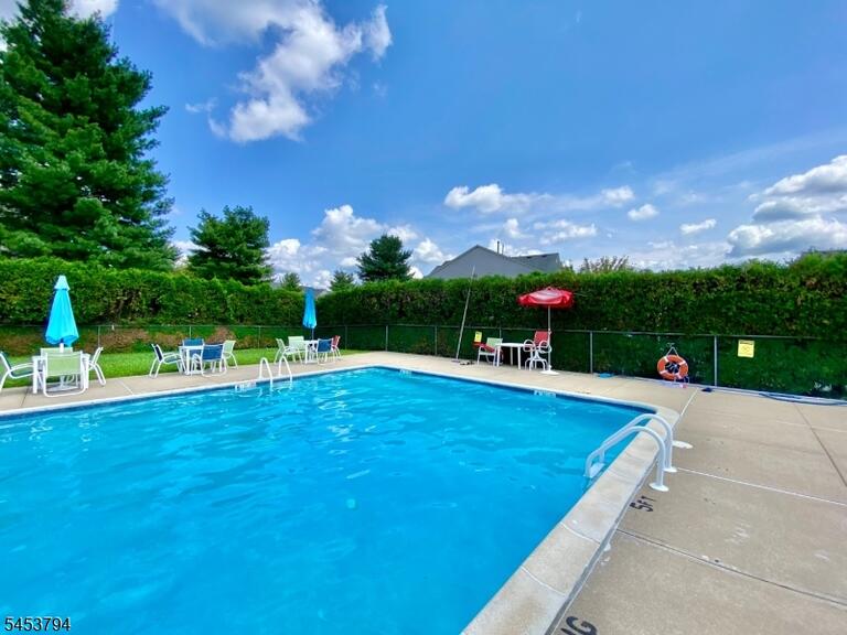 Property listing MLS 4046823 photo 33
