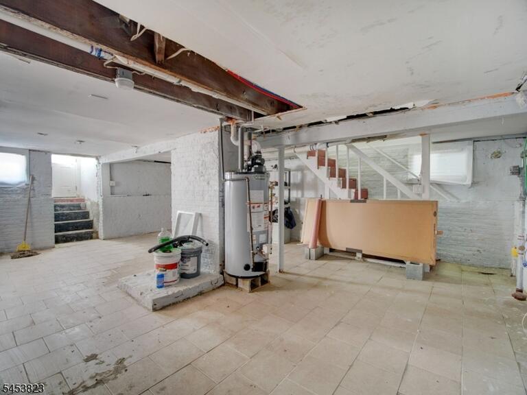 Property listing MLS 4046861 photo 17