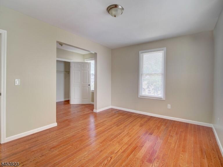 Property listing MLS 4046861 photo 3