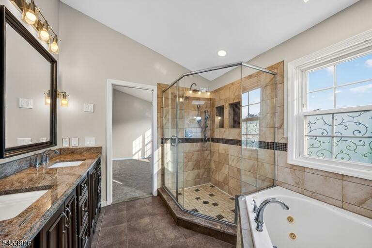 Property listing MLS 4046956 photo 30