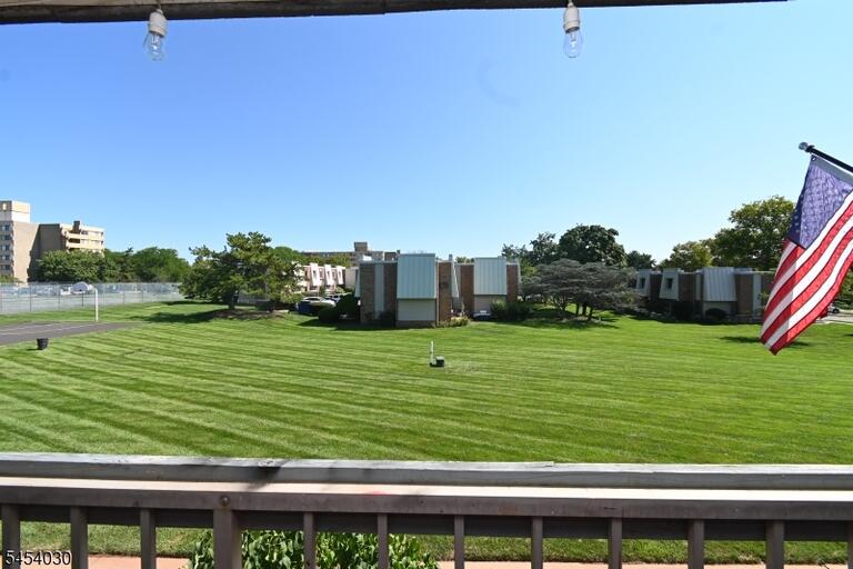 Property listing MLS 4047059 photo 12
