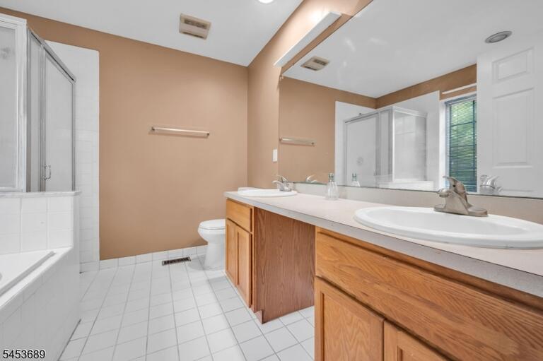 Property listing MLS 4047086 photo 19