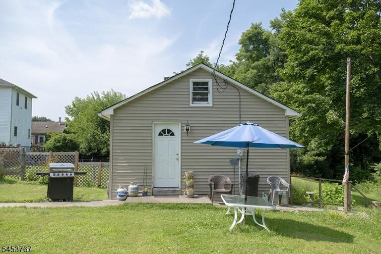 Property listing MLS 4047091 photo 15