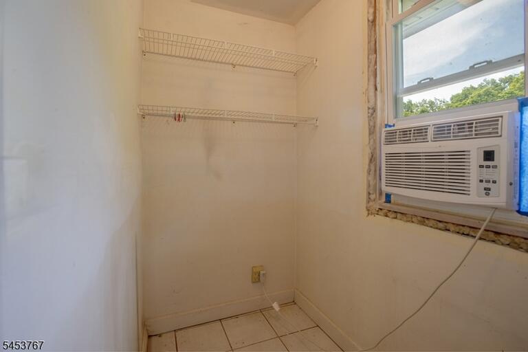 Property listing MLS 4047091 photo 24