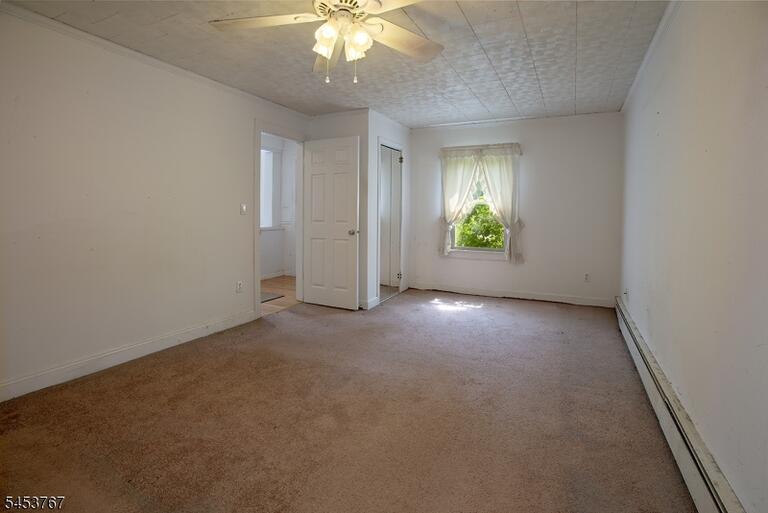 Property listing MLS 4047091 photo 28