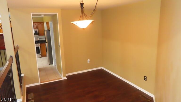 Property listing MLS 4047108 photo 11