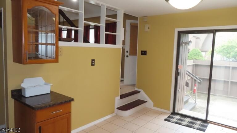 Property listing MLS 4047108 photo 5