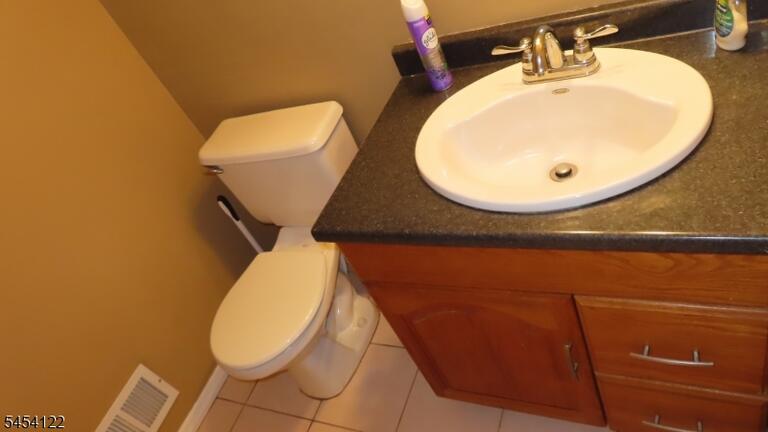 Property listing MLS 4047108 photo 9