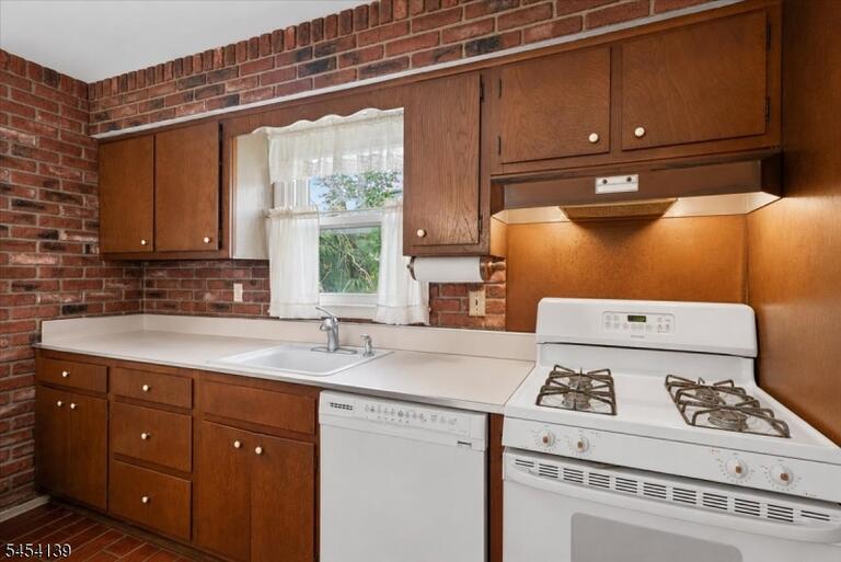 Property listing MLS 4047125 photo 17