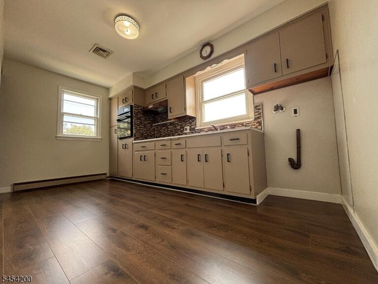 Property listing MLS 4047169 photo 4