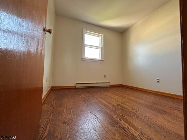 Property listing MLS 4047169 photo 5