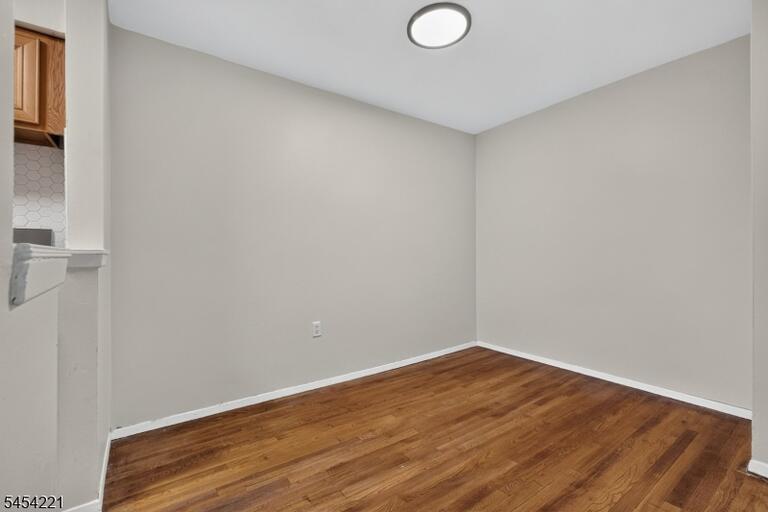 Property listing MLS 4047189 photo 12