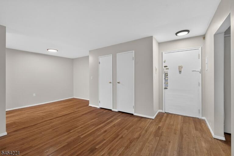 Property listing MLS 4047189 photo 3