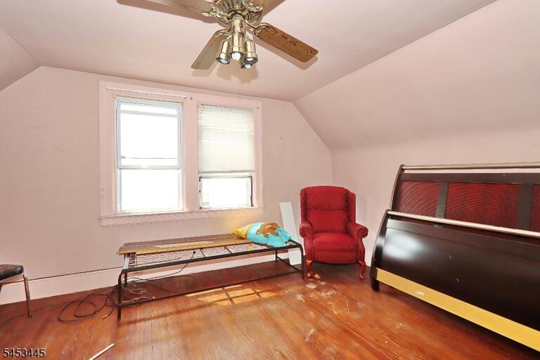 Property listing MLS 4047205 photo 9