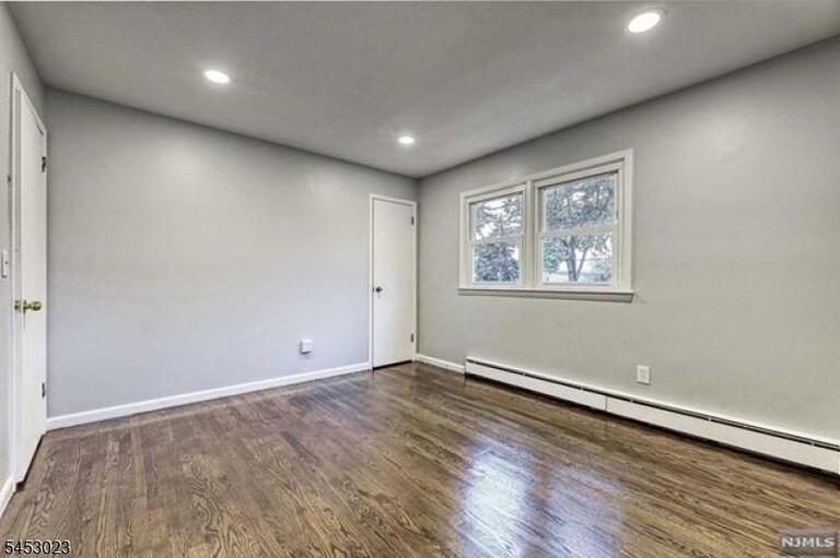 Property listing MLS 4047215 photo 8