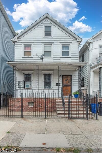 Property listing MLS 4047221 photo 2