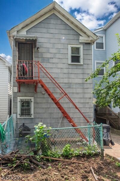 Property listing MLS 4047221 photo 5