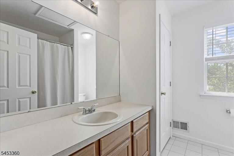 Property listing MLS 4047273 photo 18