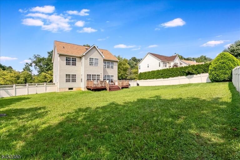 Property listing MLS 4047273 photo 27