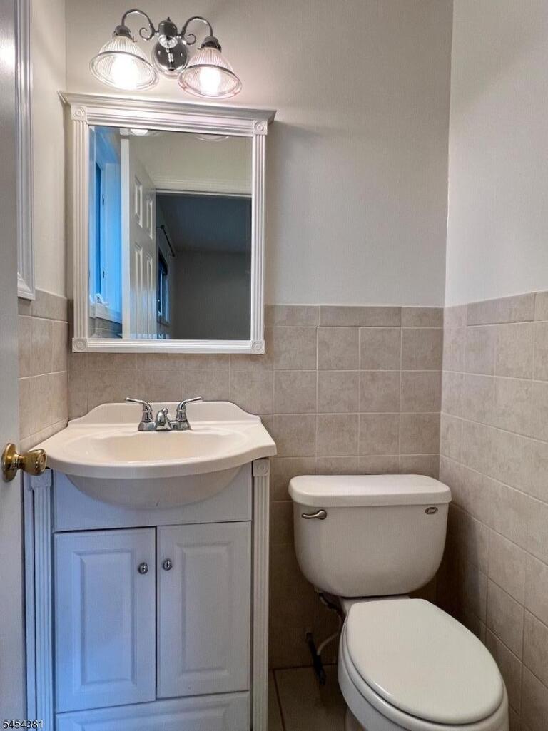 Property listing MLS 4047304 photo 12