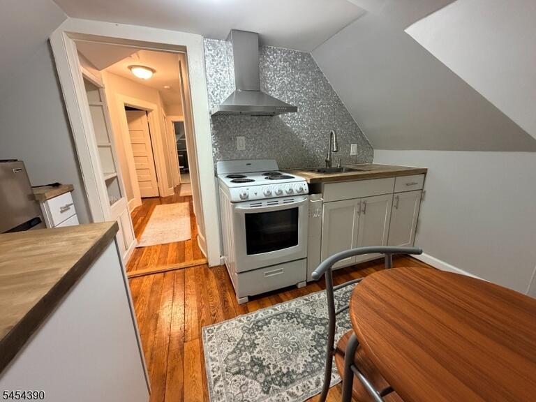 Property listing MLS 4047311 photo 7