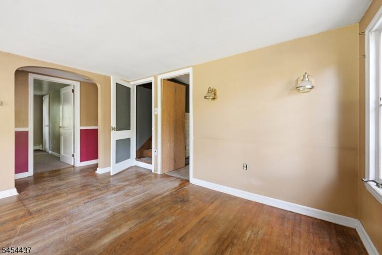 Property listing MLS 4047333 photo 7