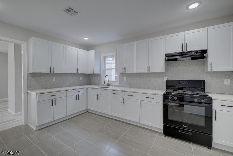 Property listing MLS 4047387 photo 3