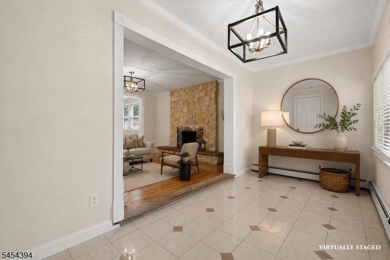 Property listing MLS 4047400 photo 5