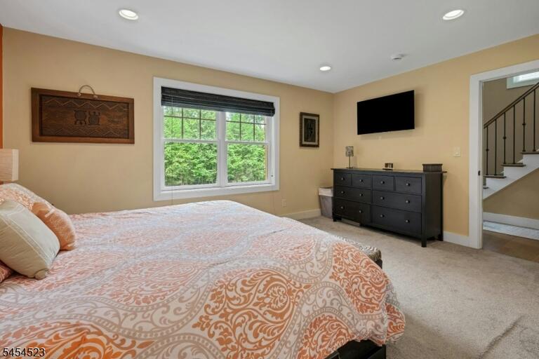 Property listing MLS 4047411 photo 8
