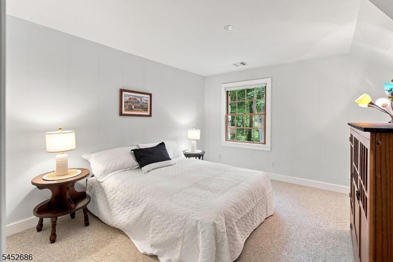 Property listing MLS 4047421 photo 25