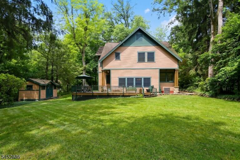Property listing MLS 4047421 photo 34