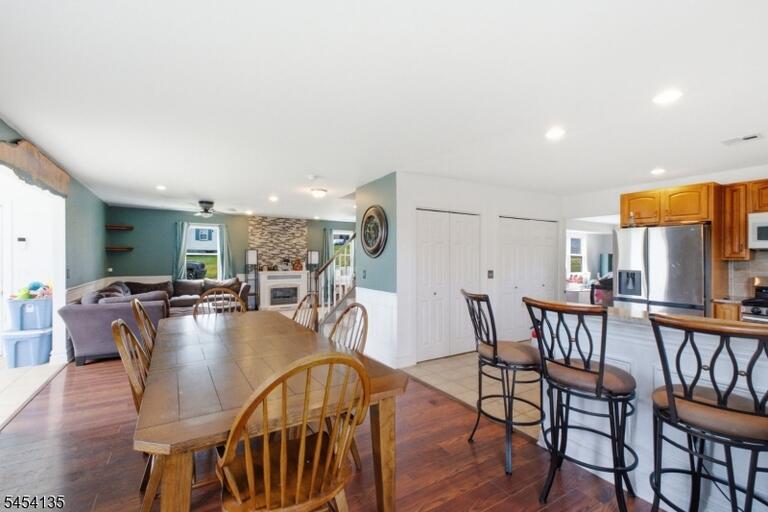 Property listing MLS 4047425 photo 10