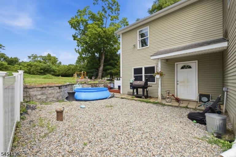 Property listing MLS 4047425 photo 24