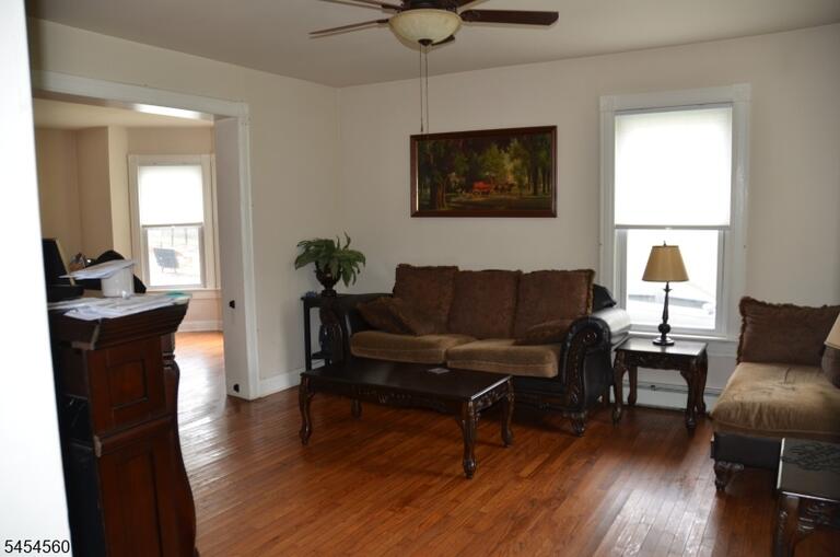 image-4047479-6.jpeg