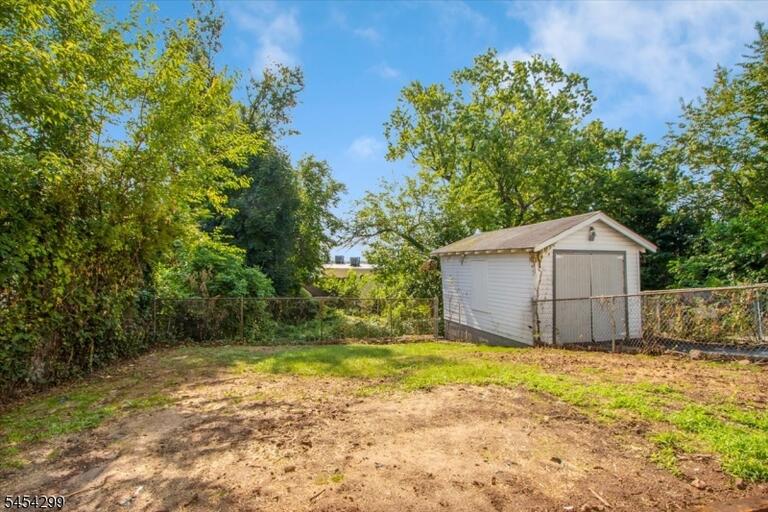 Property listing MLS 4047482 photo 27