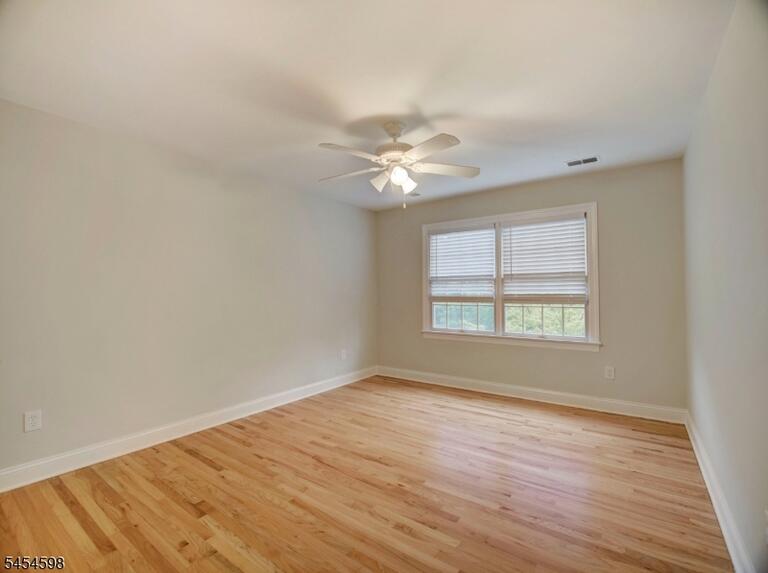Property listing MLS 4047499 photo 23