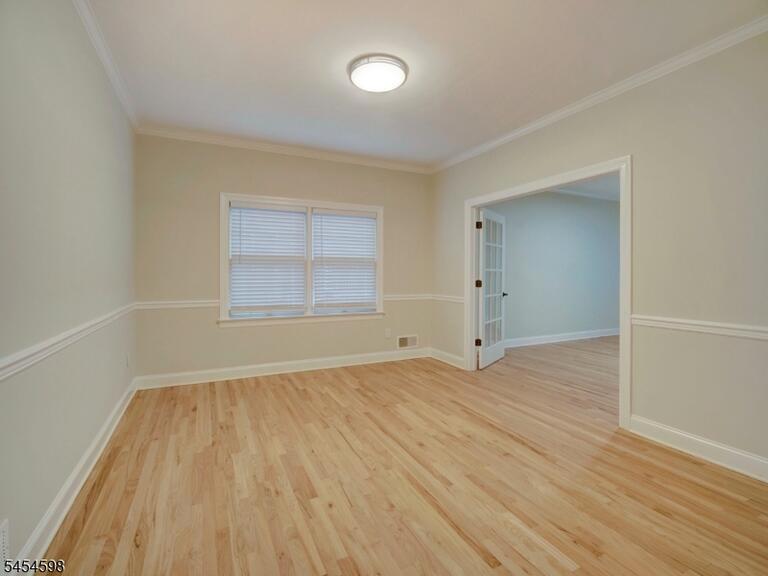 Property listing MLS 4047499 photo 9