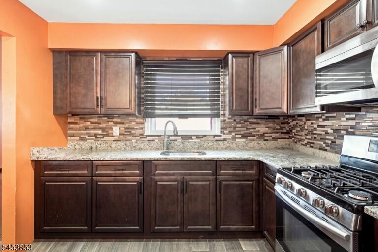 Property listing MLS 4047507 photo 23