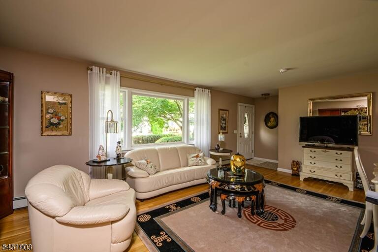 Property listing MLS 4047535 photo 25