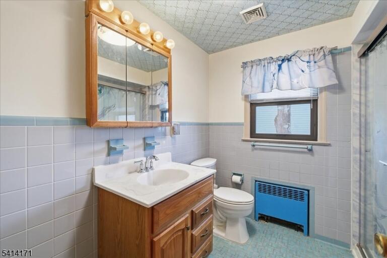 Property listing MLS 4047551 photo 36
