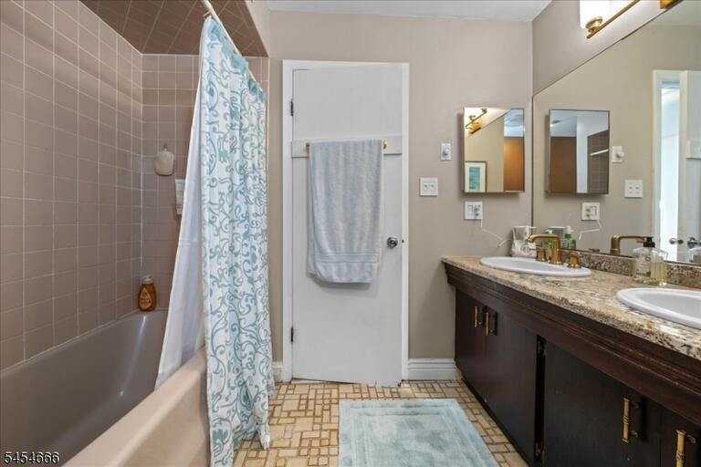Property listing MLS 4047555 photo 36
