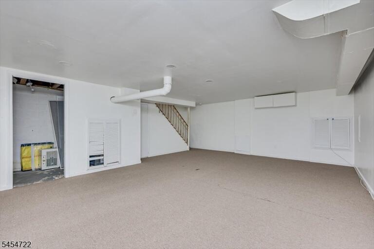 Property listing MLS 4047580 photo 34