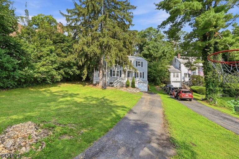 Property listing MLS 4047583 photo 2