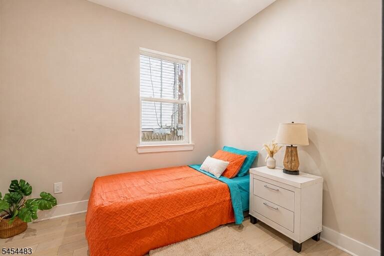 Property listing MLS 4047610 photo 24