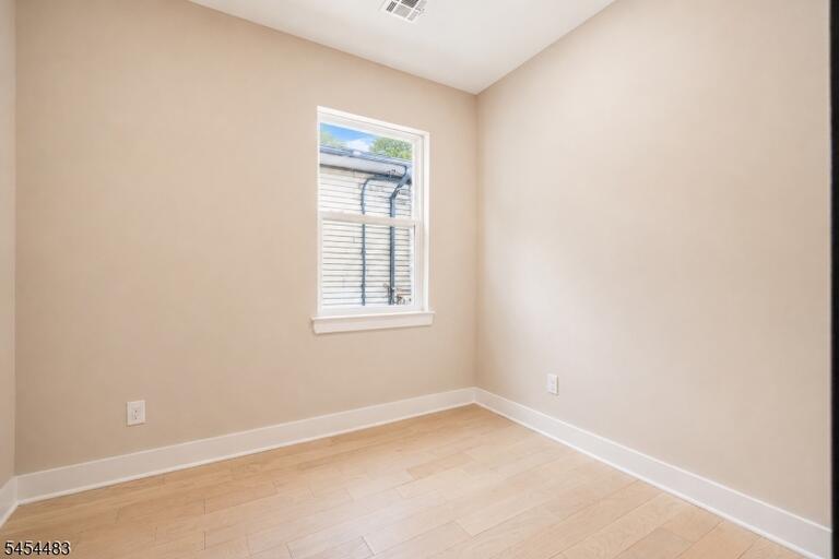 Property listing MLS 4047610 photo 43